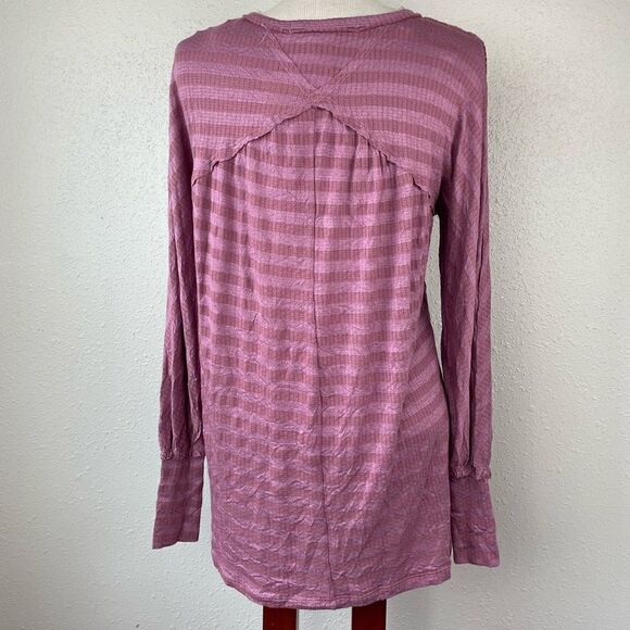 NWT American Rag Long Sleeve V-Neck Top Size XS - Picture 5 of 9